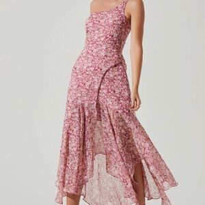 ASTR the label one shoulder midi floral pink dress